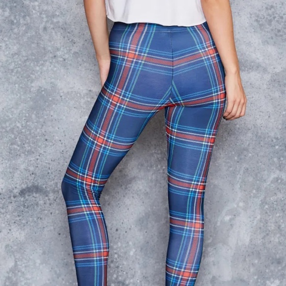 Blackmilk Tartan Navy Toasties (S) - Picture 2 of 6